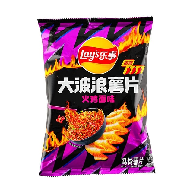 Lay's Wavy Potato Chips, Buldak Spicy Chicken Ramen Flavor, 2.47 oz
